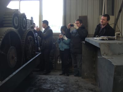 Australie: presse à briquettes de poudre de charbon