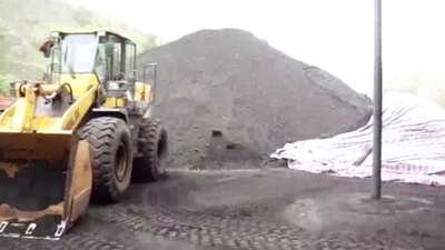 Presse à briquettes en éponge de fer