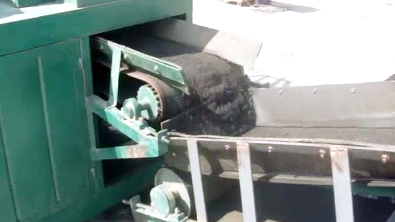 Ligne de production de briquettes à base de calamine