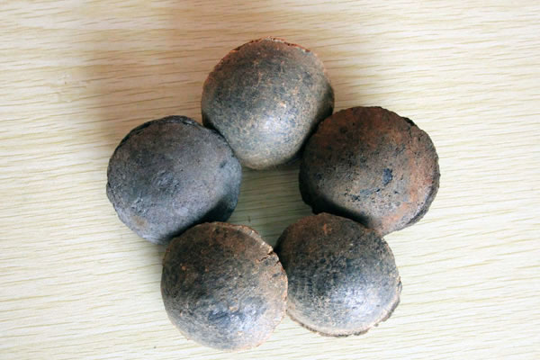 Presse à briquettes en poudre de fer