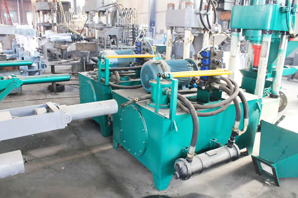 Presse à briquettes en copeaux d'aluminium